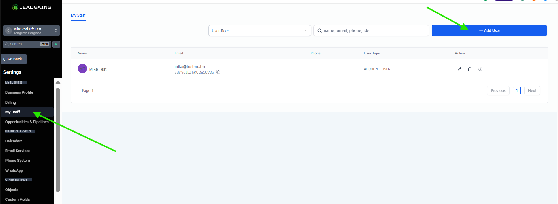 User Info scherm in My Staff met verplichte velden First Name, Last Name en Email